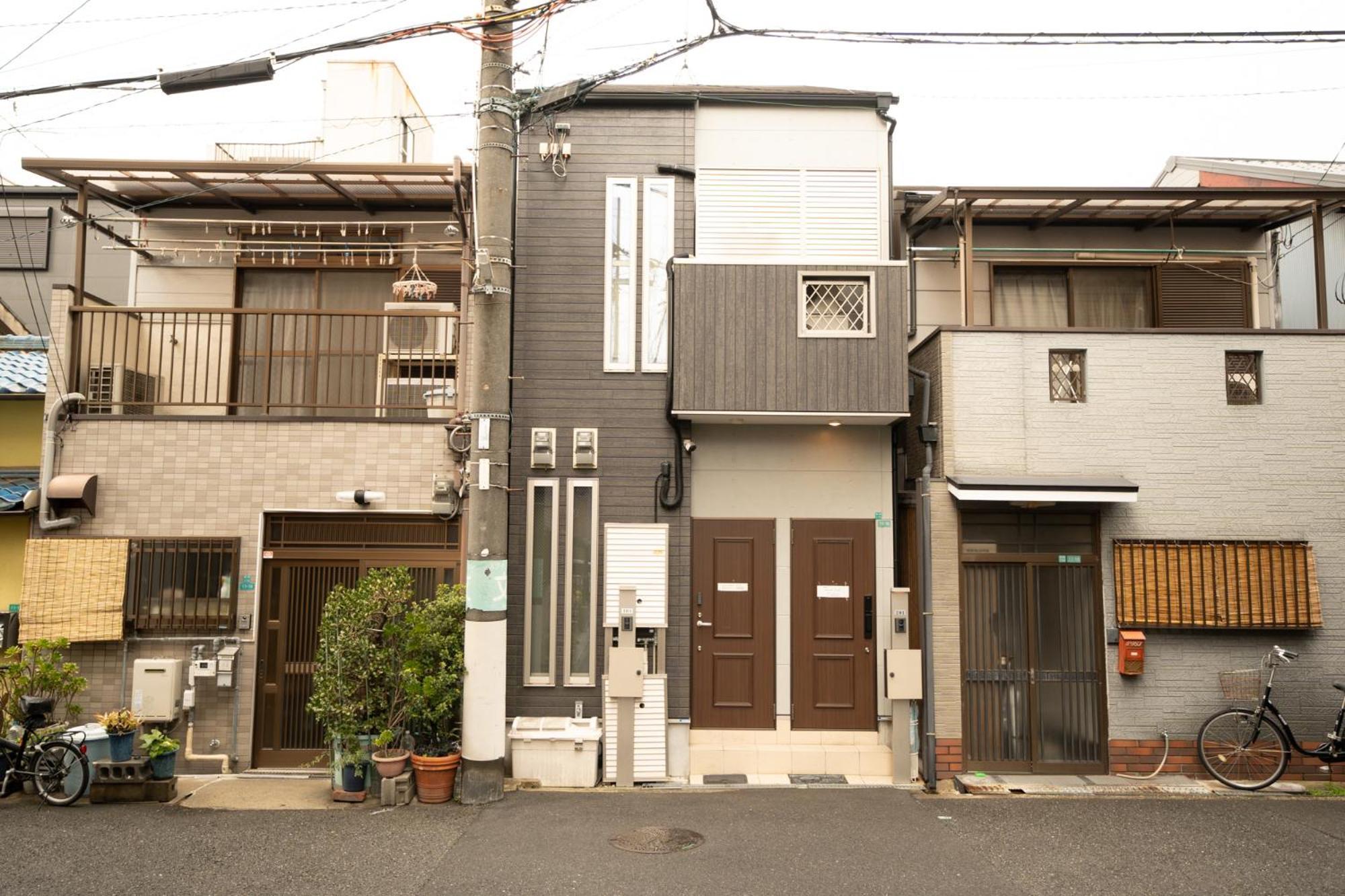 虹の宿101 Ōsaka Exterior foto